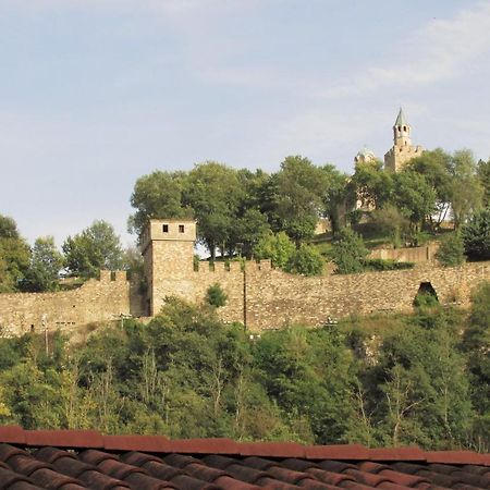 Home With The Veranda Veliko Tărnovo Exteriör bild